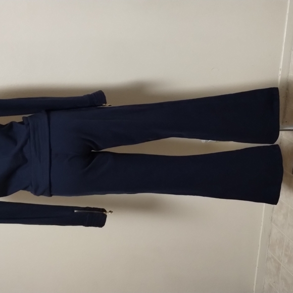 Twisted Heart sweat suit - Picture 7 of 11